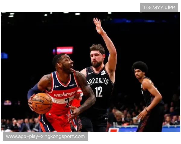 休斯连续命中关键外线,布鲁克林打出亮点 休斯连续命中关键外线,布鲁克林打出亮点