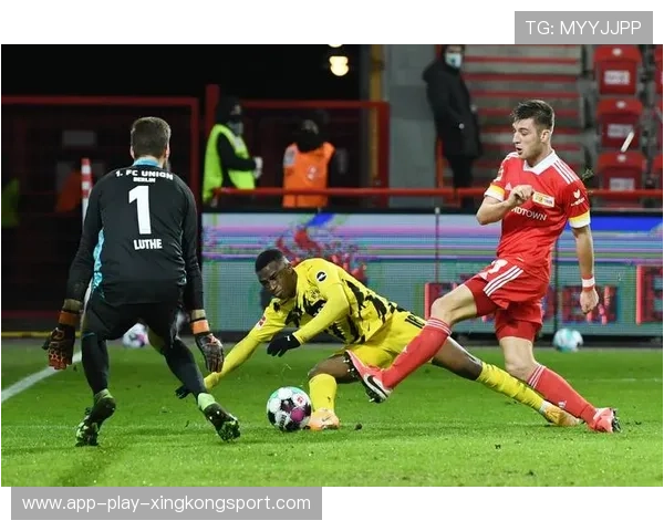 西汉姆前场变化频繁让对手难以适应