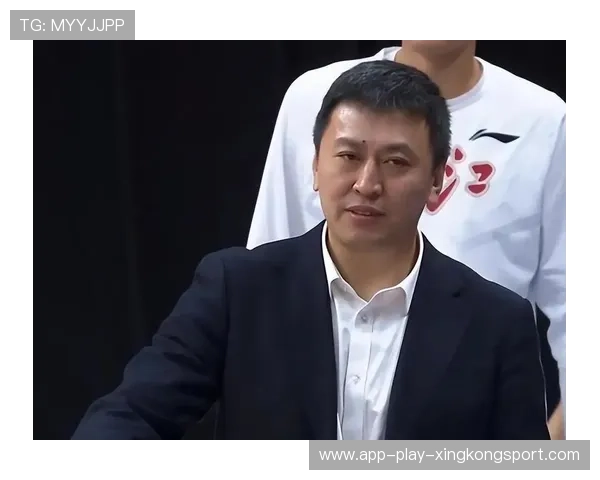 同曦新帅王世龙带队奋勇拼搏，目标锁定新赛季胜利